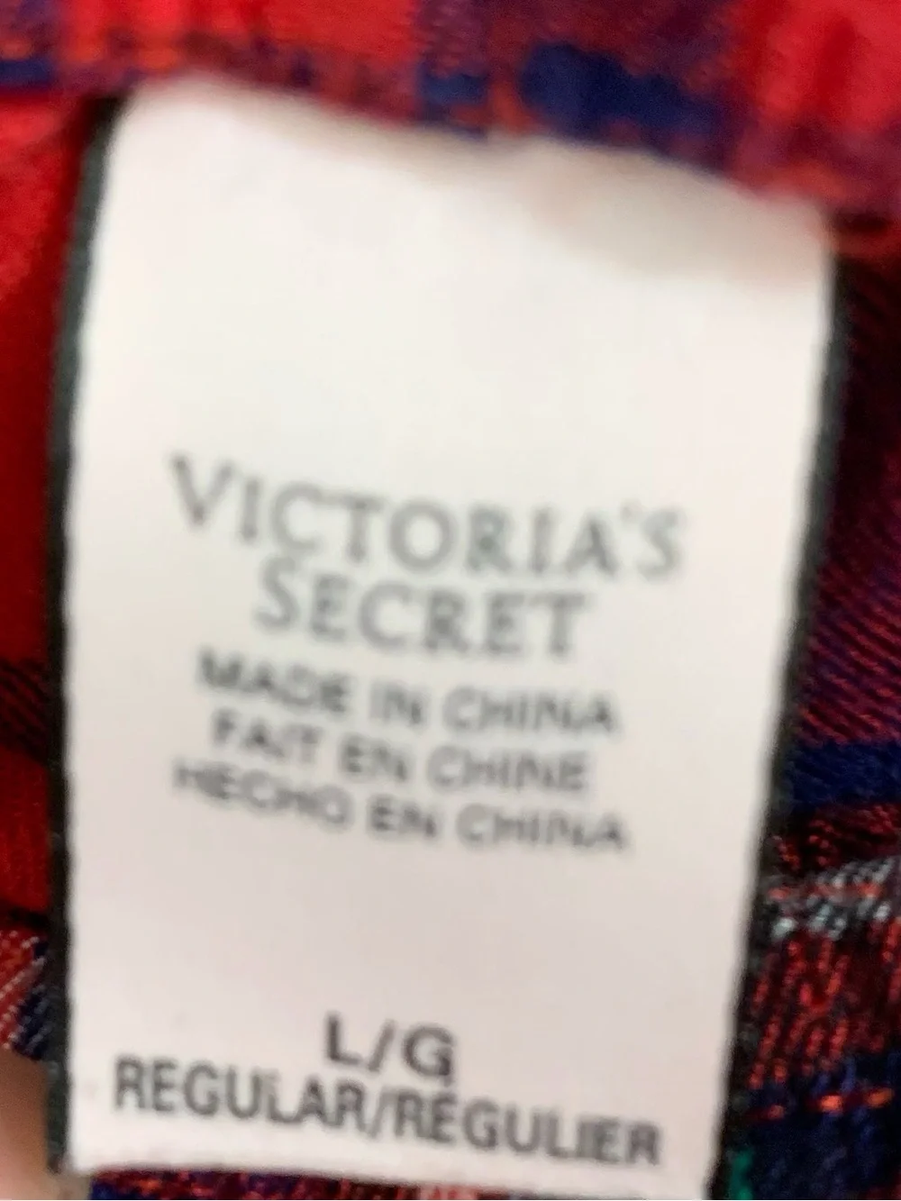 Victoria’s Secret Holiday Red Blue Plaid Large Pajama Set.                  3791